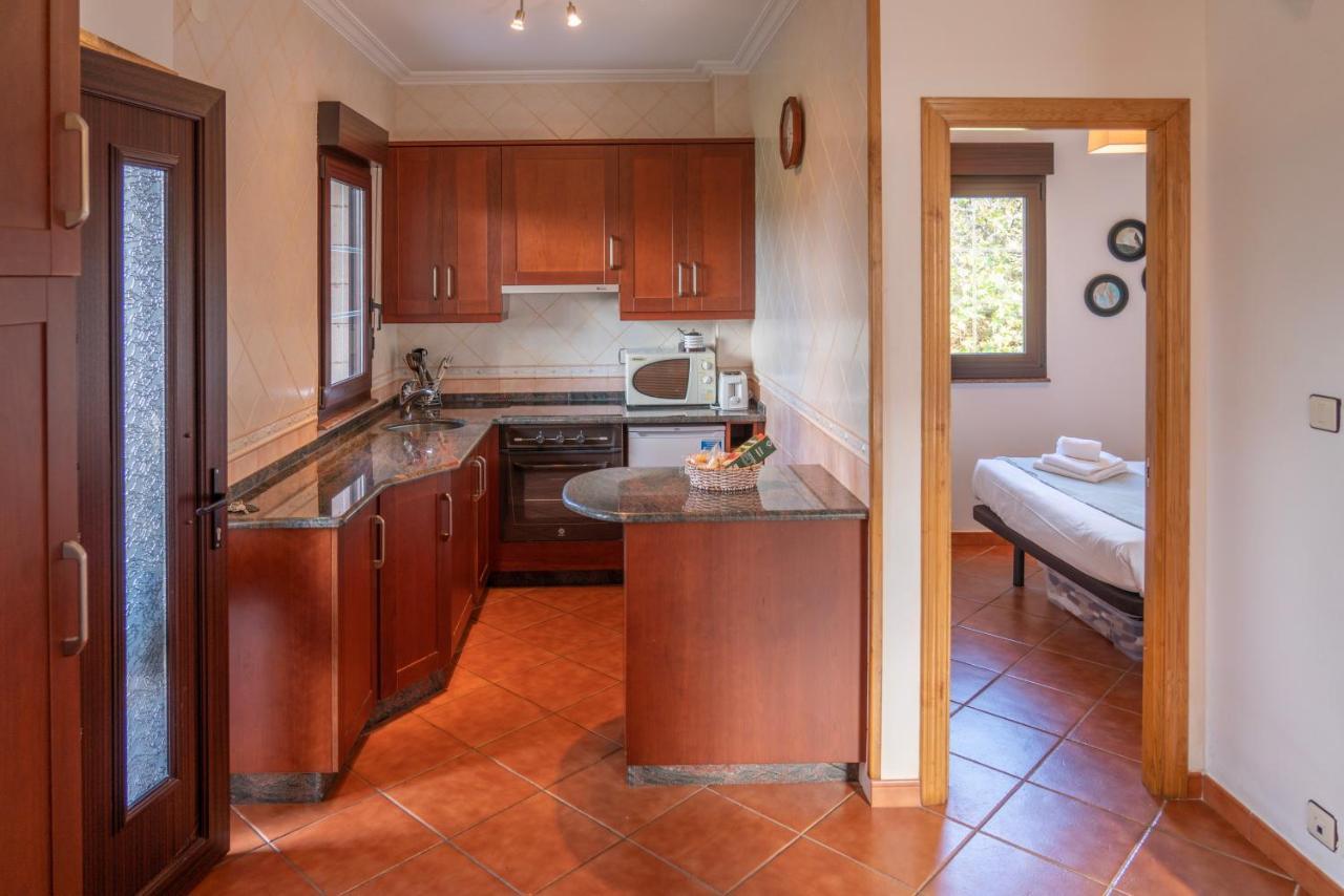 Casa En La Playa De Area Con Finca Privada Viveiro Esterno foto