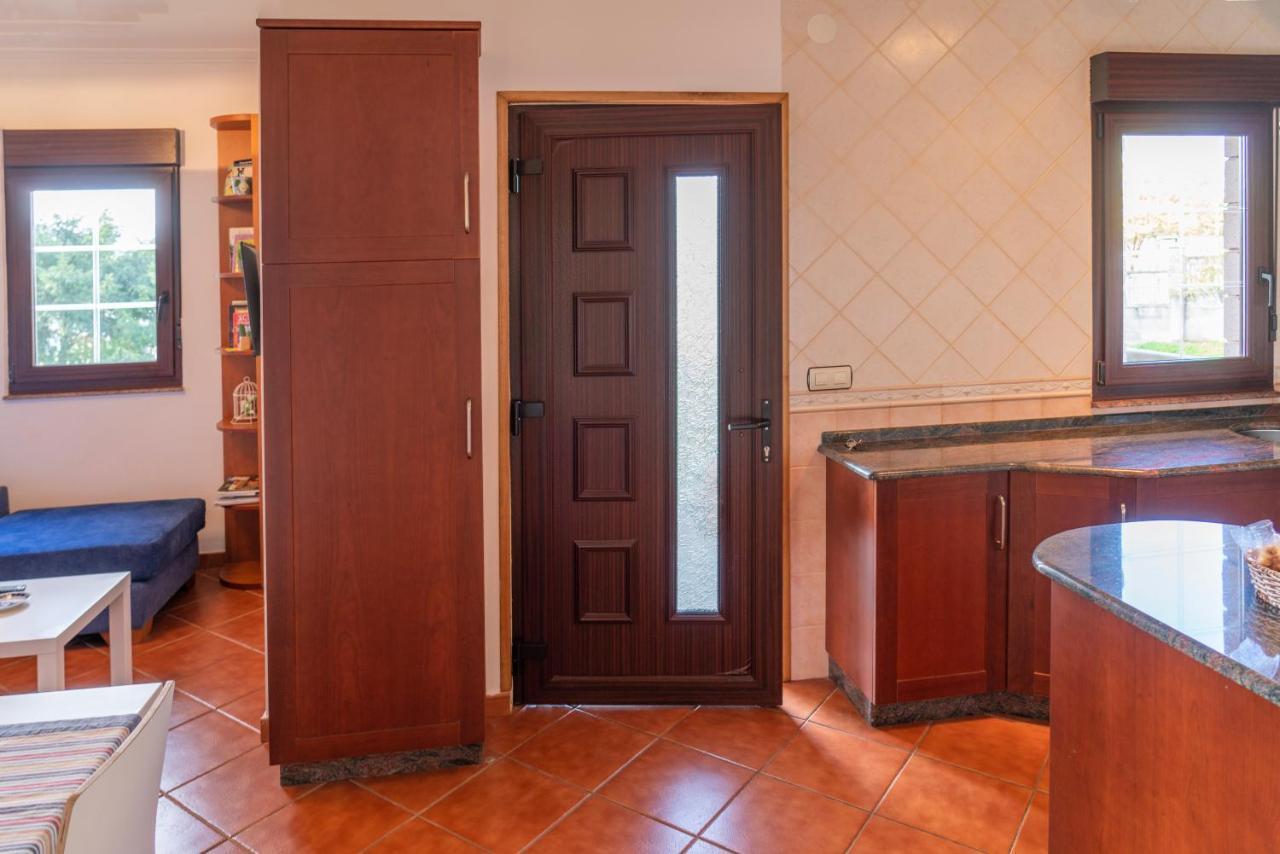 Casa En La Playa De Area Con Finca Privada Viveiro Esterno foto